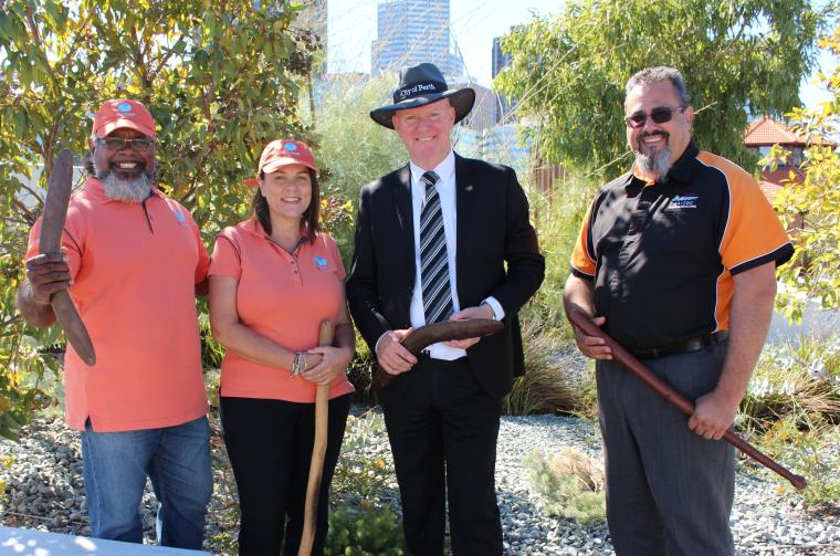 City of Perth CEO Martin Mileham with WAITOC members