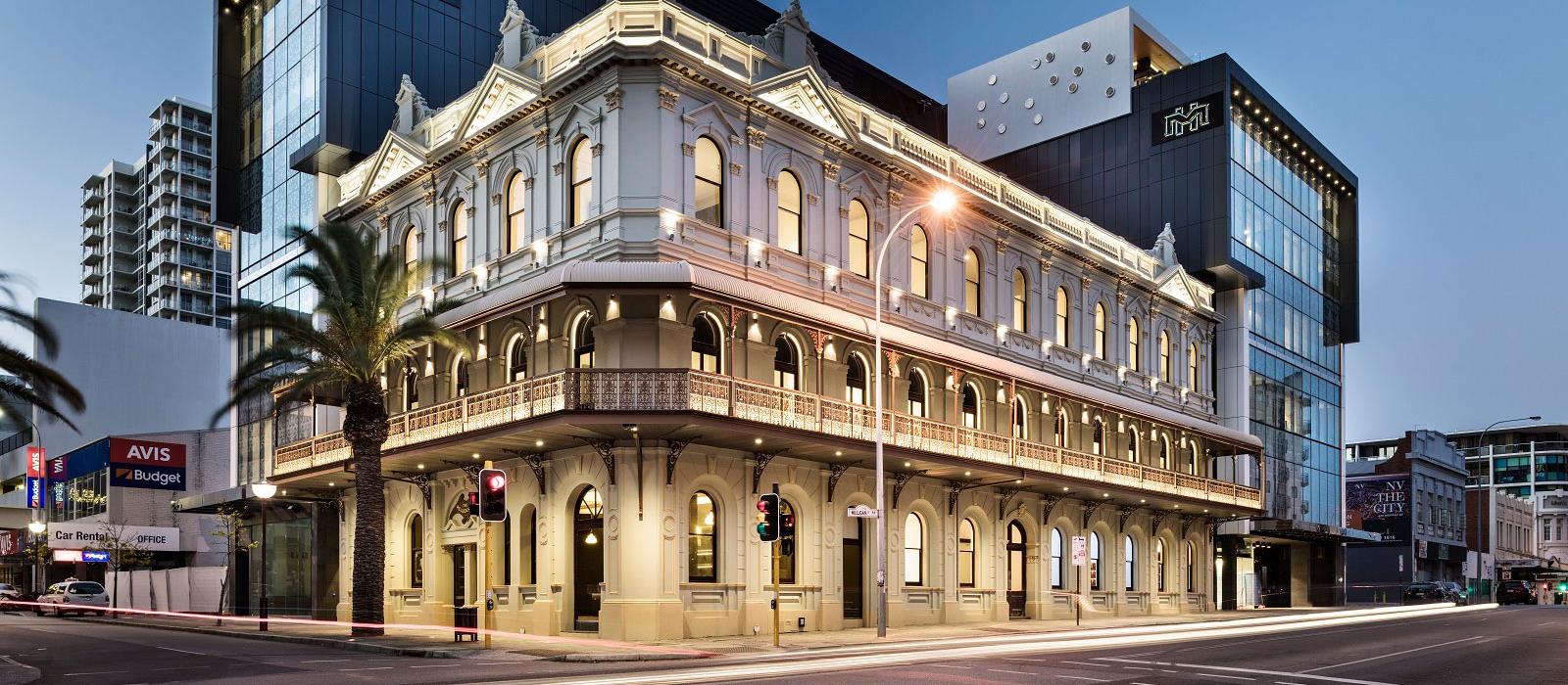 The Melbourne Hotel