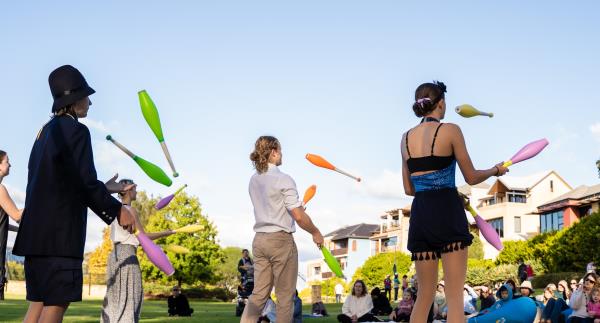 Uglieland performers juggling at Boorloo Heritage Festival 2023