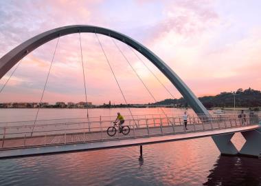 Elizabeth Quay bridge at dusk
