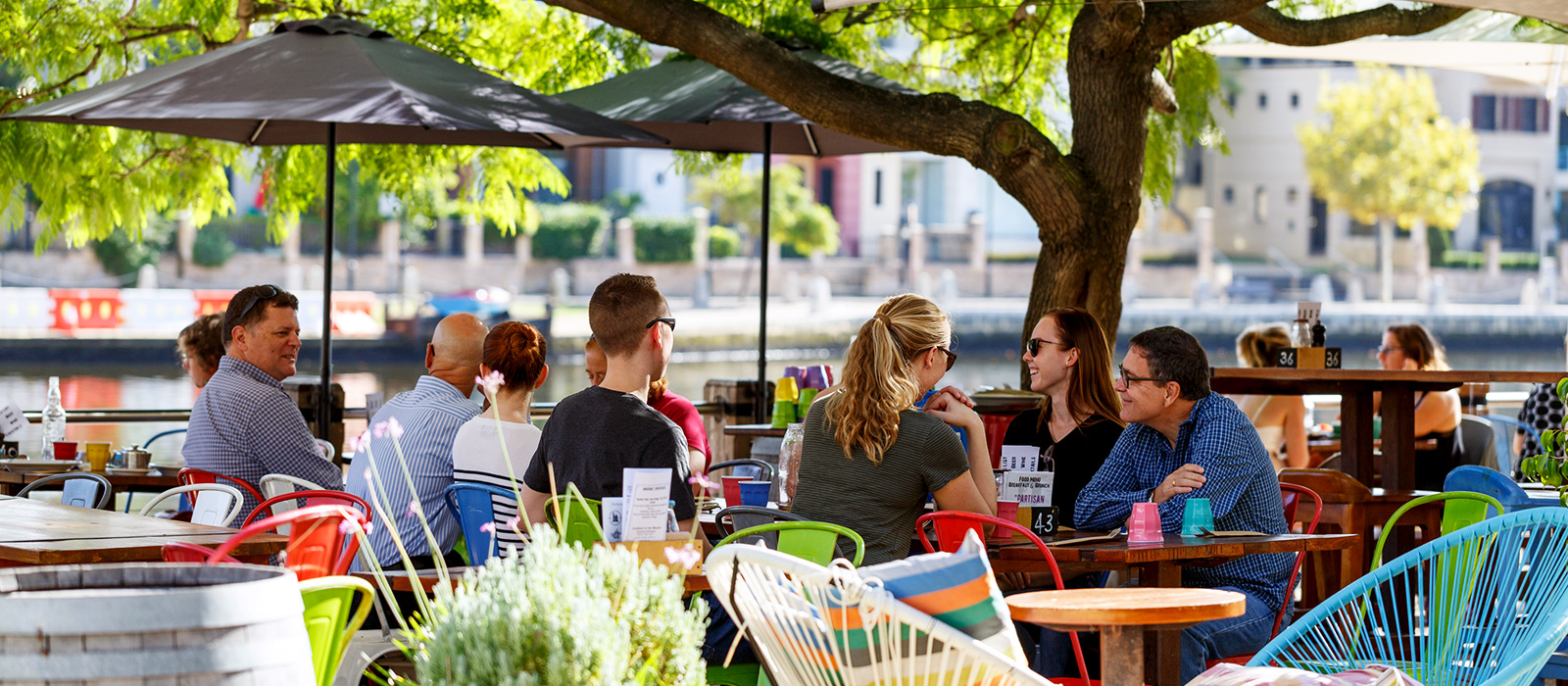 Choose from hundreds of cafes in and around Perth
