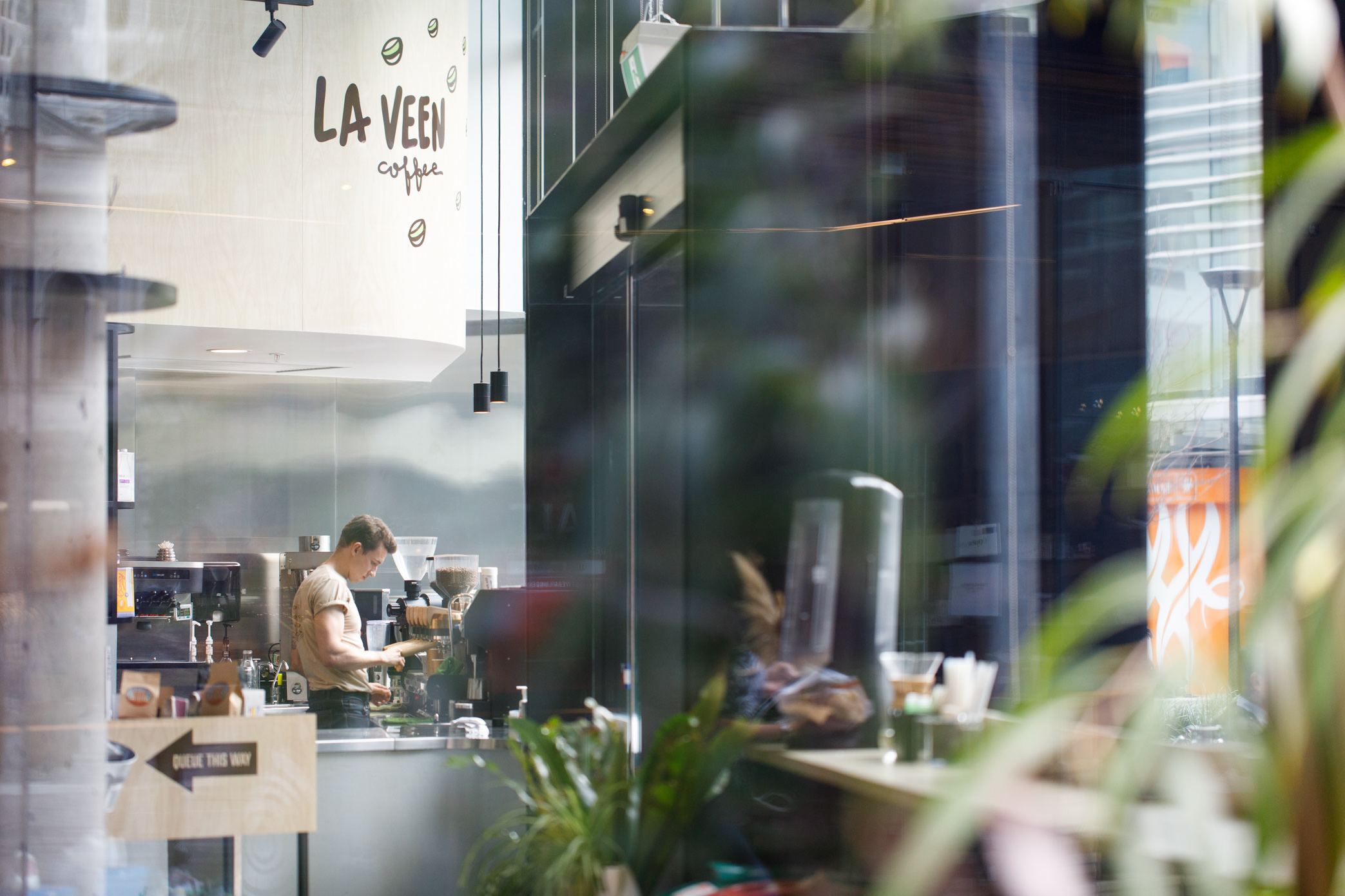 La Veen Cafe and Coffee Shop